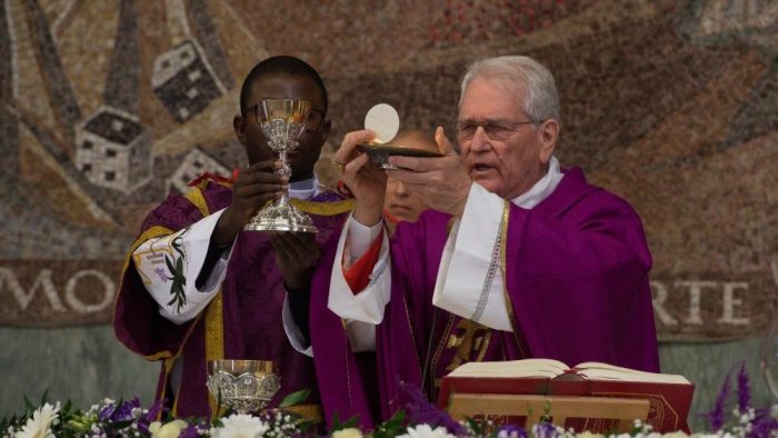 Cardeal brasileiro recebe titulo de Igreja em Roma 2