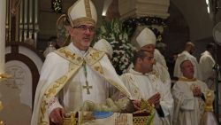 Foto: Pierbattista Pizzaballa, Patriarca de Jerusalém, na Missa de Natal – Vatican News