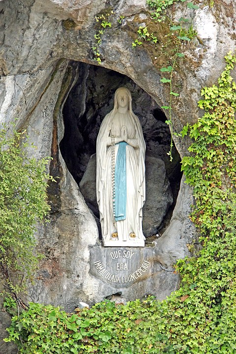 480px France 002009 Our Lady of Lourdes 15774765182