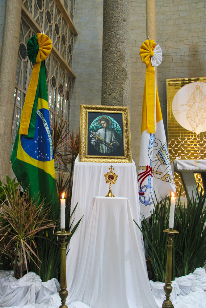 Arquidiocese de Florianopolis recebe reliquia de Sao Luis Gonzaga 2