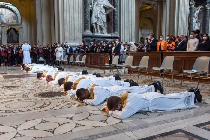 Diocese de Roma tera onze novos sacerdotes