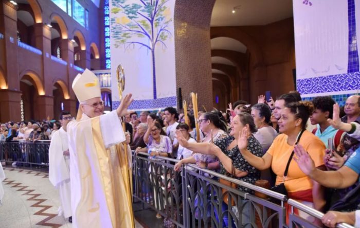 Arquidiocese de Sao Paulo realiza 122a Romaria ao Santuario de Aparecida 2
