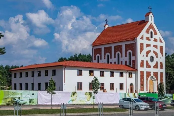 Nova igreja e consagrada na Bielorrussia