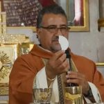 Sacerdote catolico e assassinado no Mexico
