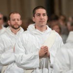 Franca Numero de ordenacoes sacerdotais diminui 50 nas ultimas duas decadas