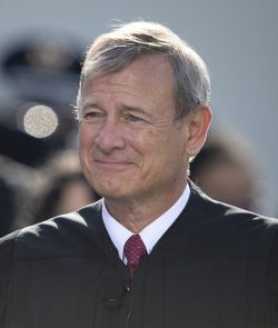 Juiz John Roberts – Foto: Wikipedia