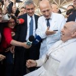 Papa Francisco recebe alta do Hospital Gemelli