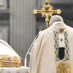 Vaticano divulga celebracoes presididas pelo Papa em julho e agosto