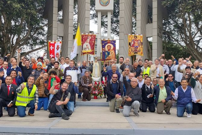 Rosario dos Homens no Peru promove ato em desagravo ao Imaculado Coracao de Maria