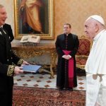 Novo embaixador da Russia junto a Se apresenta suas credenciais ao Papa 1