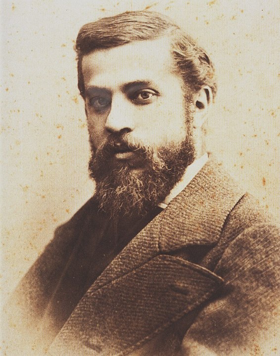 Antoni Gaudí par Pablo Audouard Deglaire. wikipedia