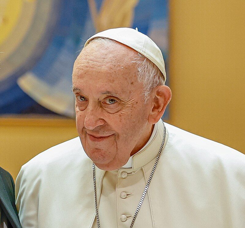 Francisco se torna o sexto Papa mais velho da historia