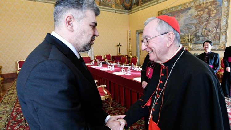 Primeiro Ministro da Romenia e recebido em audiencia pelo Papa 2