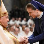 Que o espirito do mundo nao entre em nossas comunidades religiosas alerta Papa 3