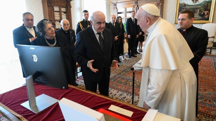 Papa Francisco recebe Presidente da Republica de Malta em audiencia no Vaticano 4