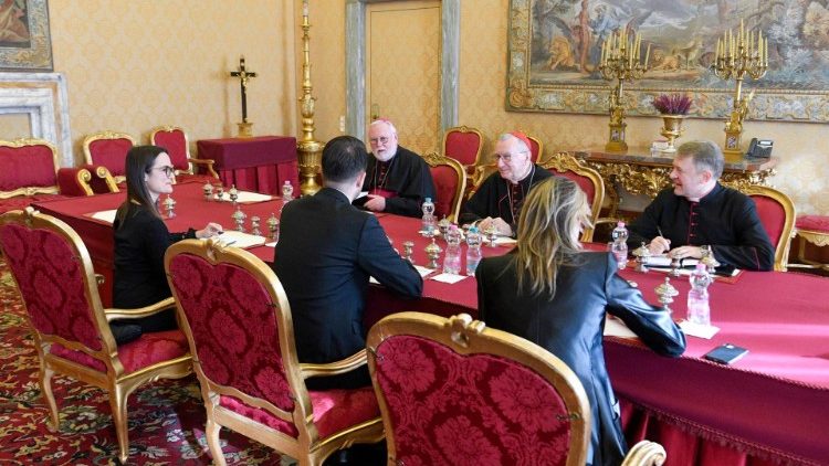 Papa Francisco recebe em audiencia o presidente de Montenegro 3
