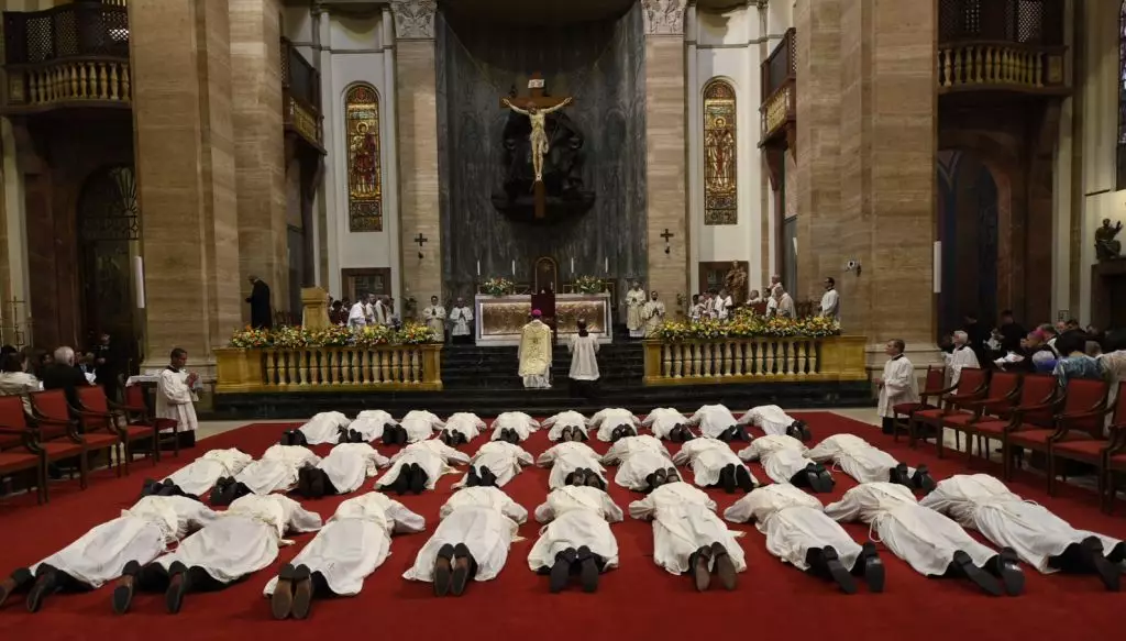 29 novos sacerdotes do Opus Dei sao ordenados em Roma 1