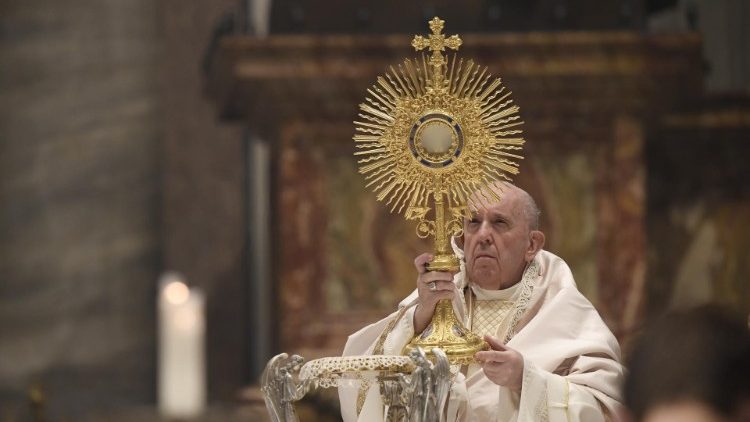 Papa Francisco volta a celebrar Corpus Christi na Basilica de Sao Joao de Latrao 2