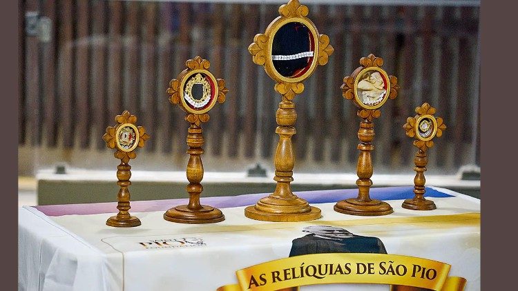 Reliquias de Sao Pio de Pietrelcina visitam a Arquidiocese do Rio de Janeiro 2