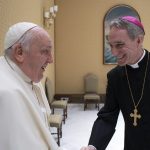 Dom Georg Ganswein e nomeado nuncio na Lituania Estonia e Letonia