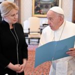 Presidente da Eslovaquia e recebida pelo Papa no Vaticano 3