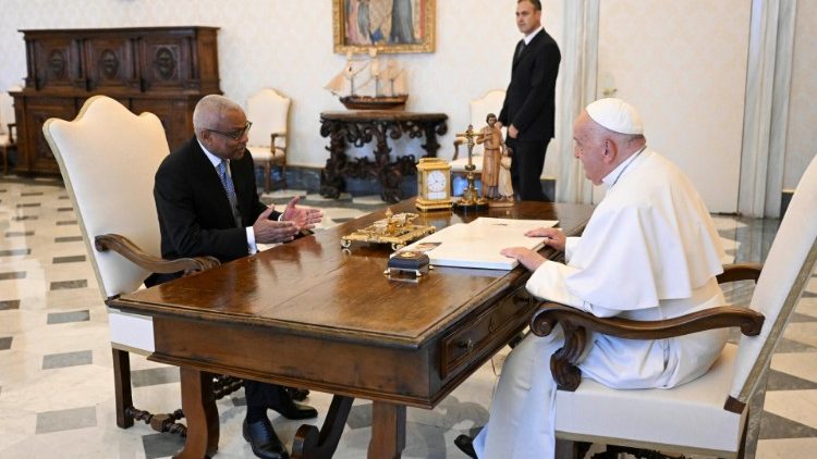 Presidente de Cabo Verde e recebido pelo Papa no Vaticano 2