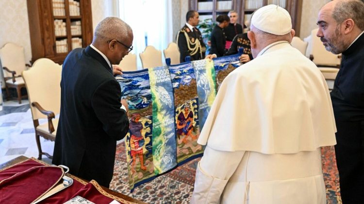 Presidente de Cabo Verde e recebido pelo Papa no Vaticano 6