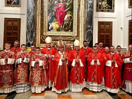 Igreja Catolica na Espanha ganha 20 novos sacerdotes 2