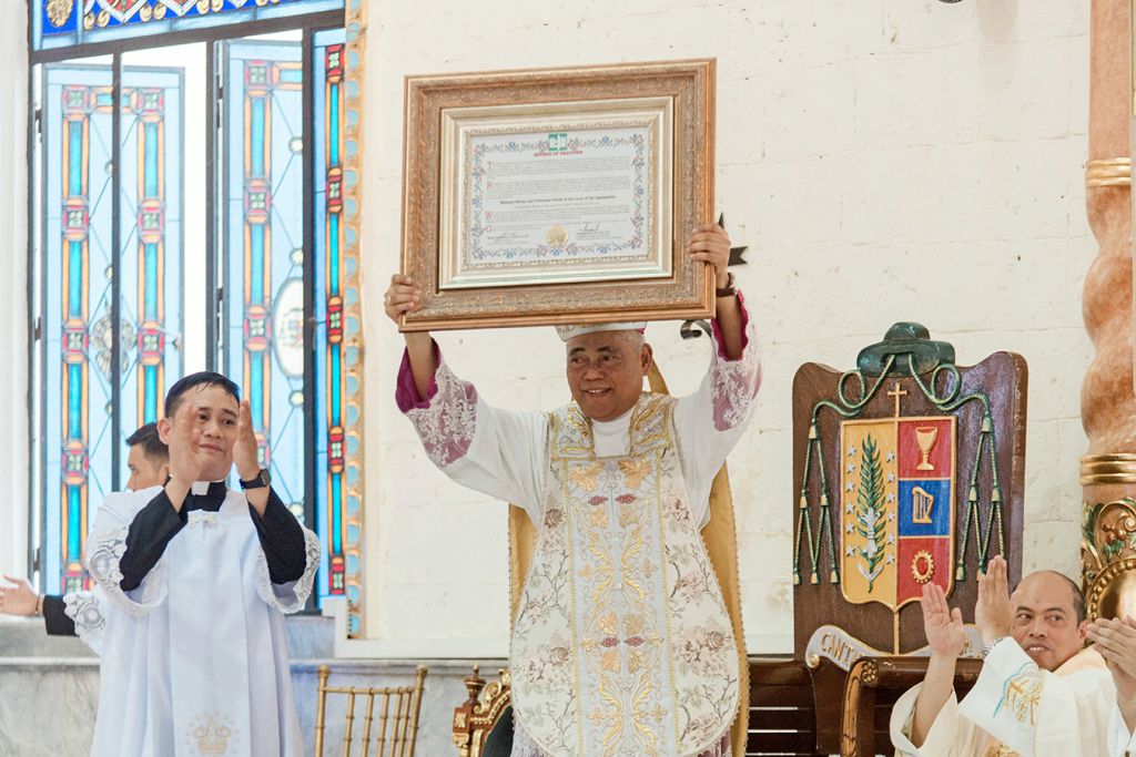 Catedral filipina e formalmente elevada a categoria de Santuario Nacional 2