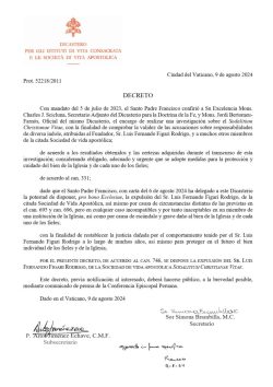 Decreto sobre SCV Prot. N° 52218 2011 1 page 0001 724x1024 1