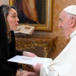 Nova embaixadora do Paraguai junto a Santa Se e recebida pelo Papa 1