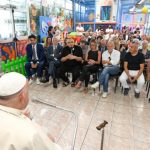Papa Francisco visita comunidade de artistas de circo 1