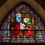 1350px Veyrines de Vergt eglise vitrail portail