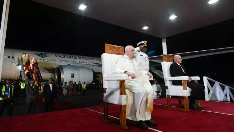 Papa Francisco chega a Papua Nova Guine 3