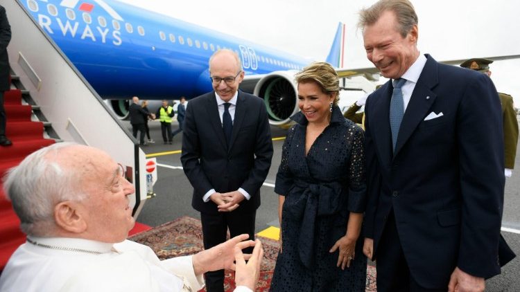 Papa Francisco ja esta em Luxemburgo 1