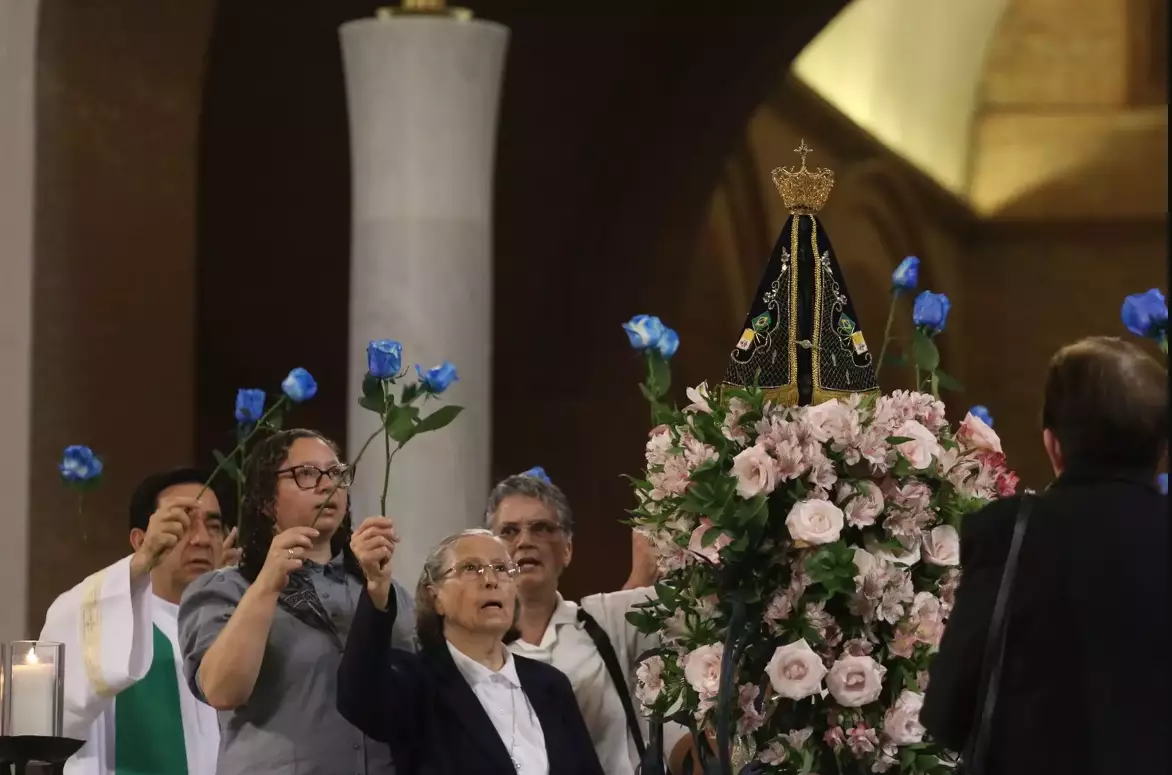 Santuario Nacional celebra os 120 Anos da Coroacao de Nossa Senhora Aparecida 3