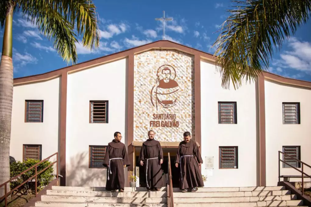 Concluida a geminacao dos Santuarios de Frei Galvao e Cristo Redentor