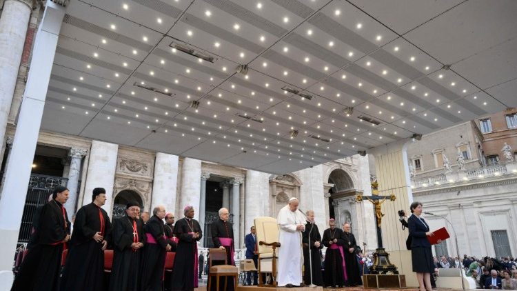 Onde entra o Espirito Santo renasce a capacidade de doar se assegura Francisco 2