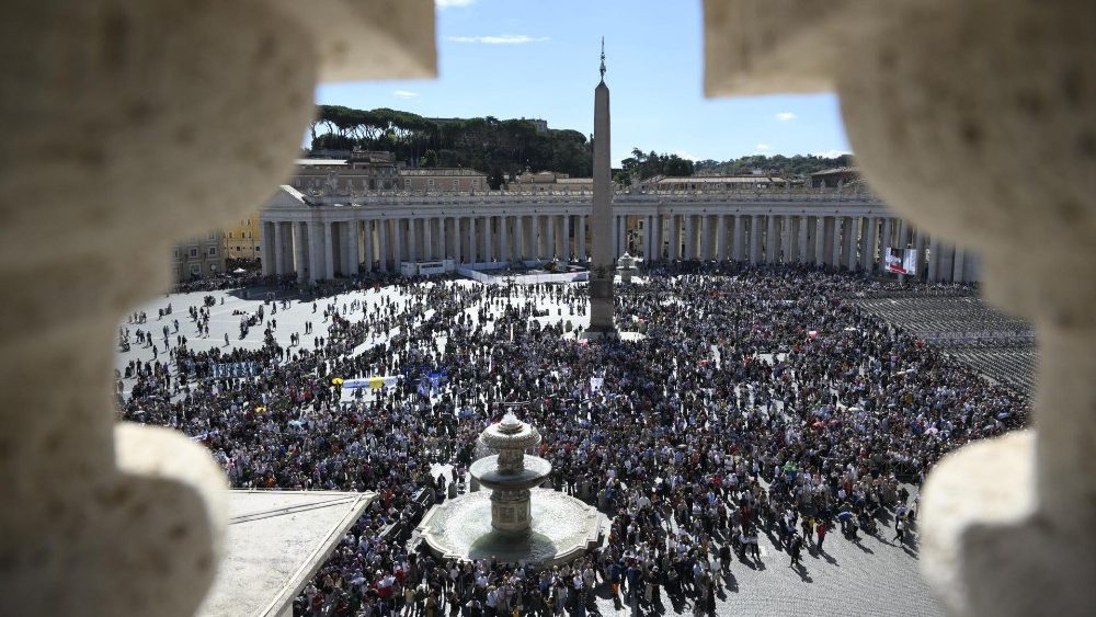 Os filhos sao a maior bencao de Deus assegura Papa Francisco 5