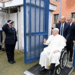 Papa Francisco abrira Porta Santa em uma prisao romana