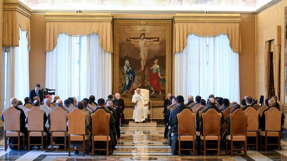 Papa aconselha confessores da Basilica de Sao Pedro para que nao sejam psiquiatras 3