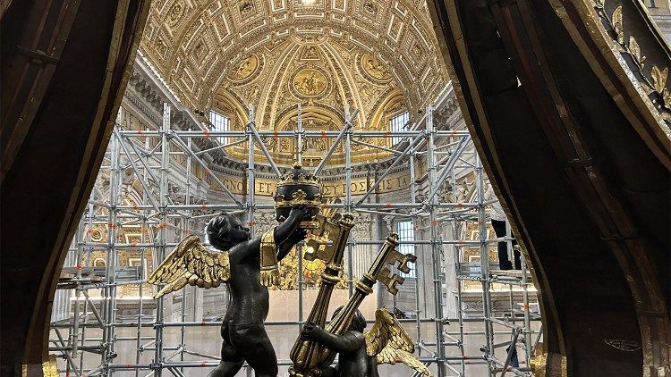 Vaticano Baldaquino de Bernini sera inaugurado em 27 de outubro 2