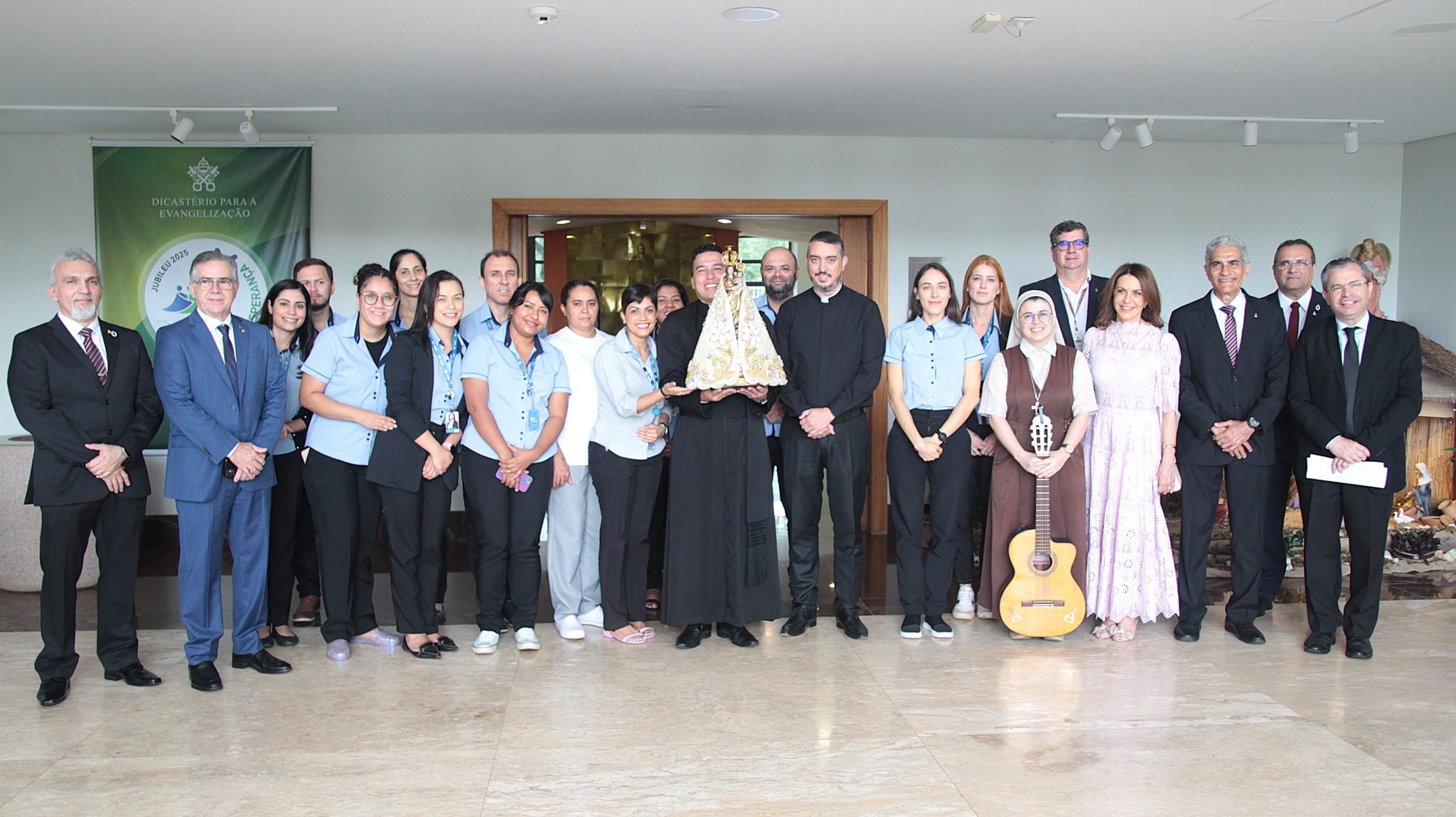 Imagem de Nossa Senhora de Nazare peregrina por Brasilia 1