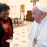 Papa Francisco recebe a primeira ministra de Barbados no Vaticano 1