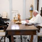 Presidente da Republica do Congo e recebido pelo Papa no Vaticano 1