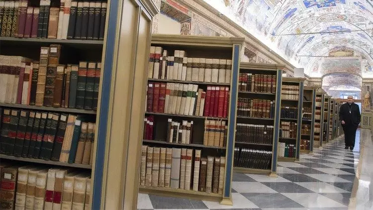 Seminario Maior Romano recebera parte do Arquivo e da Biblioteca do Vaticano 1