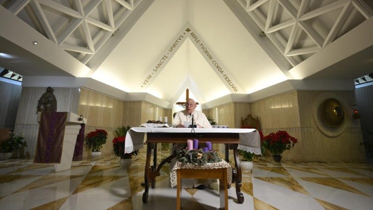 Abencoemos as maes e louvemos a Deus pelo milagre da vida exorta Papa Francisco 2