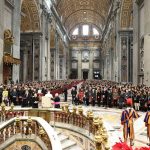Peregrinos de Santiago de Compostela sao recebidos pelo Papa Francisco 3