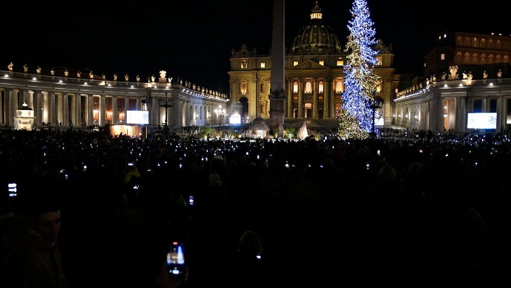 Vaticano inaugura Presepio e Arvore de Natal 2024 2