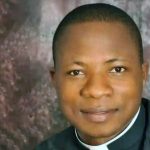 Sacerdote sequestrado na Nigeria escapa de seus raptores